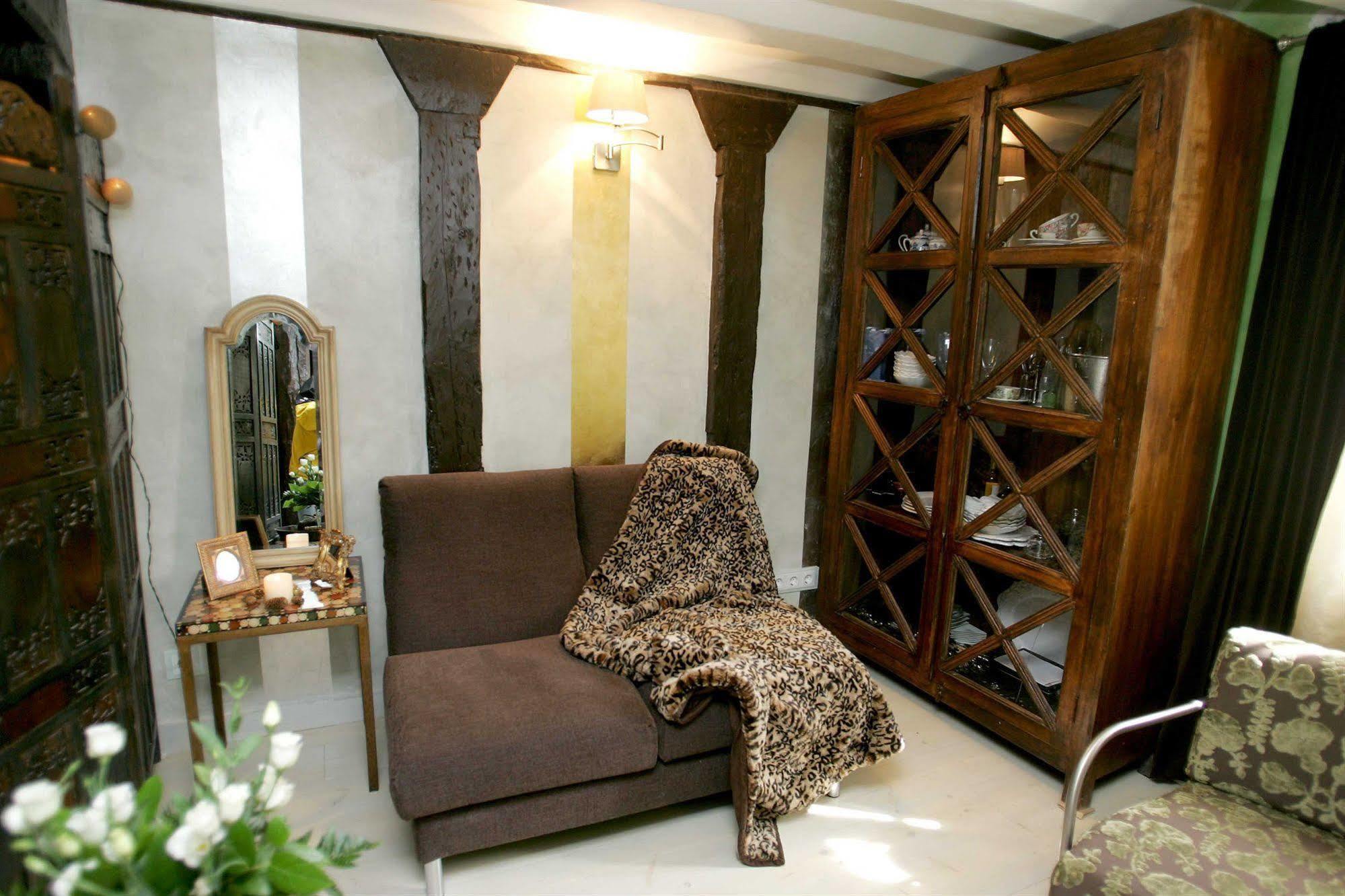 Hotel Boutique Valle De Oca Villanasur-Río de Oca Exteriér fotografie