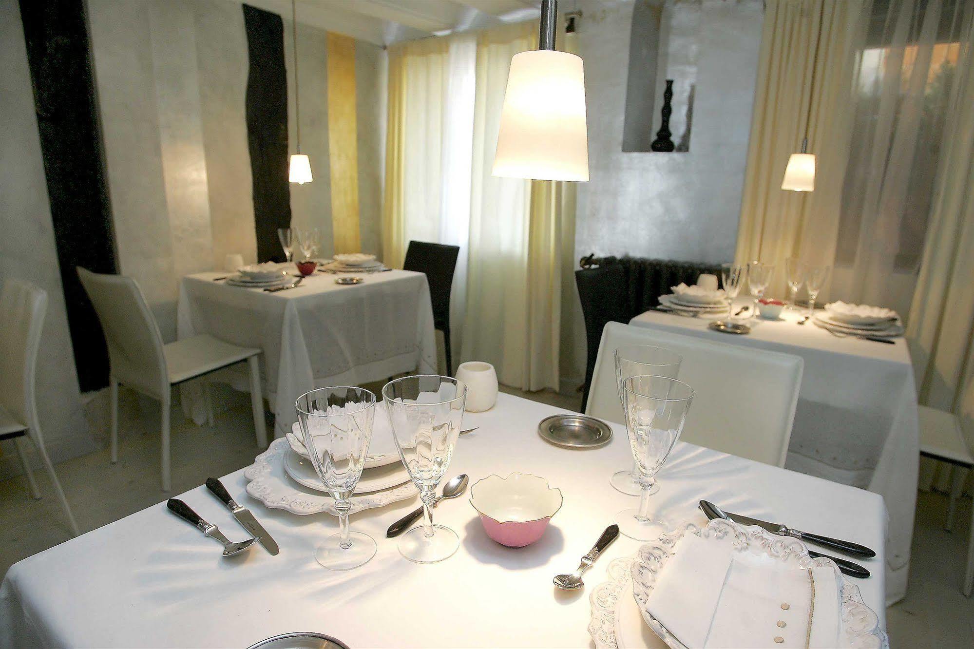 Hotel Boutique Valle De Oca Villanasur-Río de Oca Exteriér fotografie